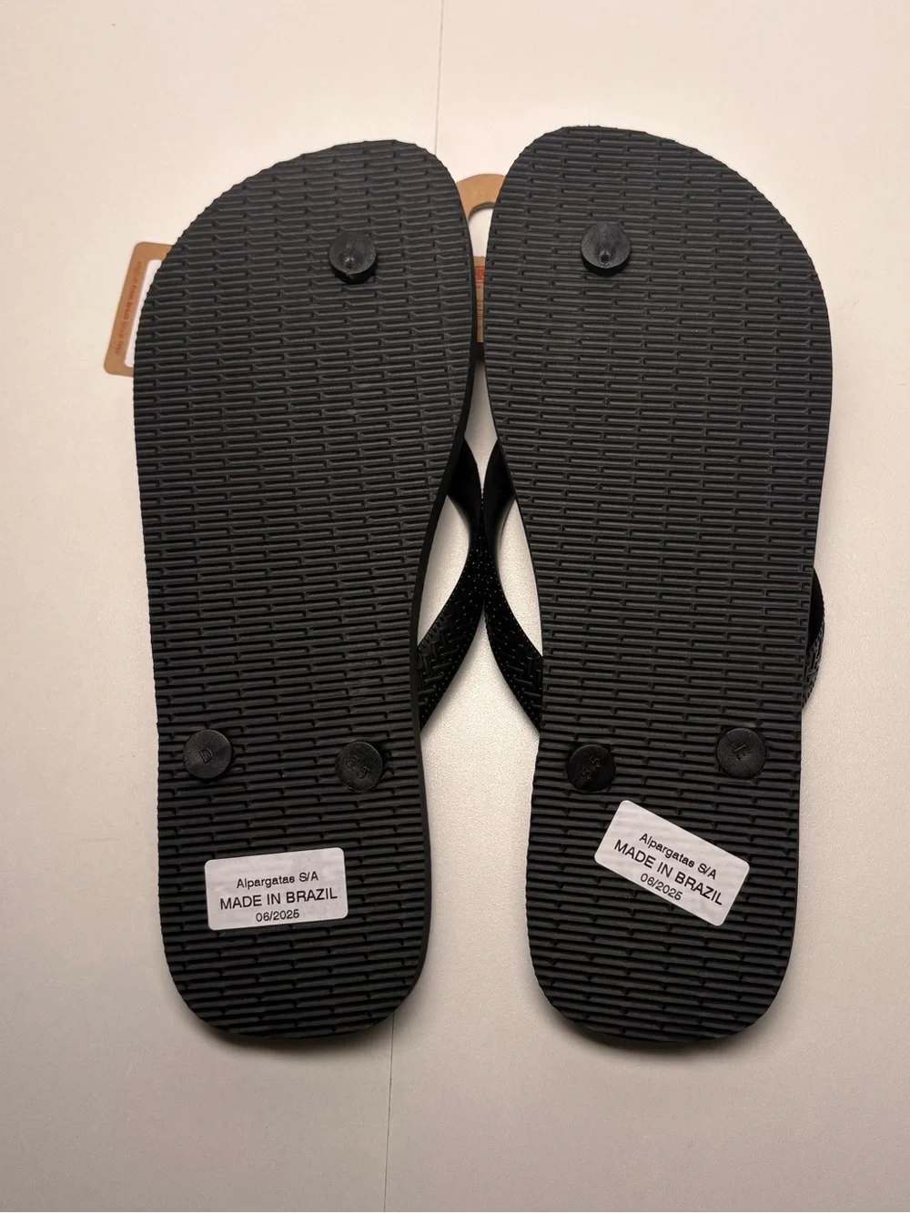 Flip-flop sandals (Havaianas)